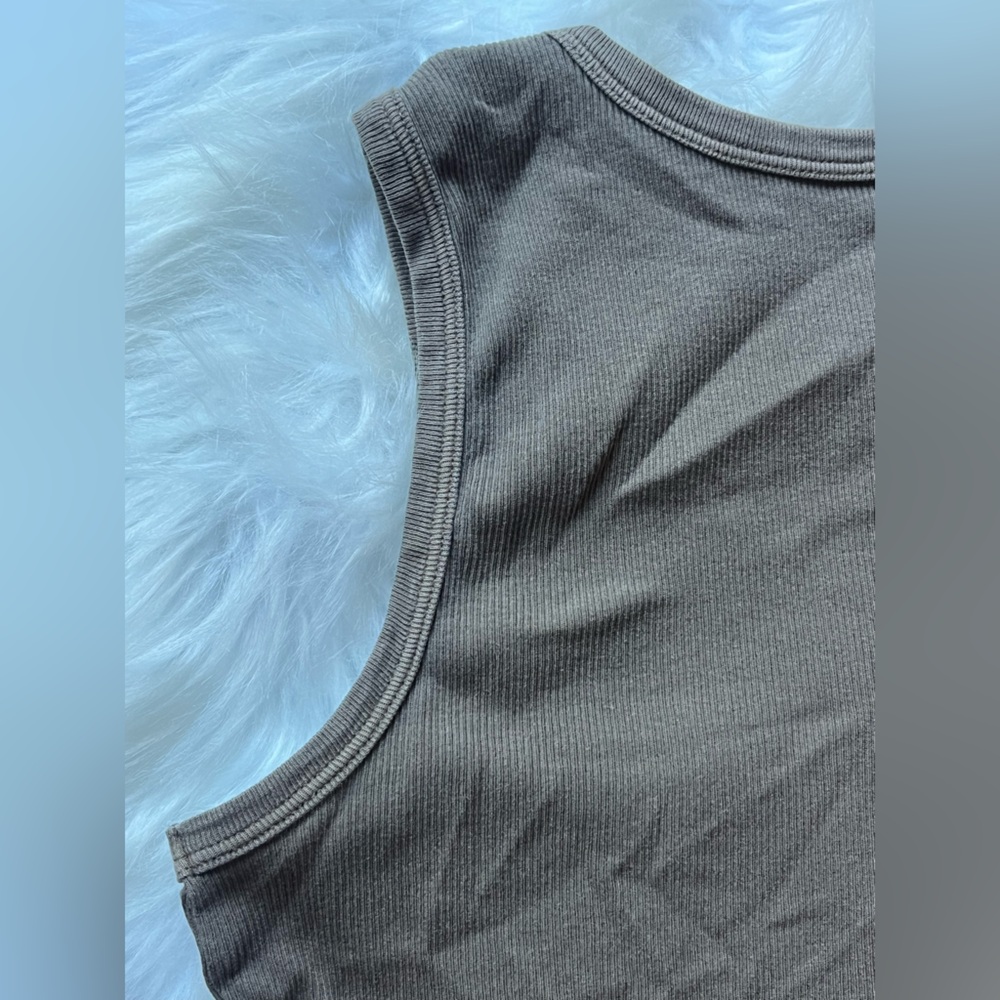 Elwood Malibu Crop Tank Vintage Brown M - Picture 6 of 7